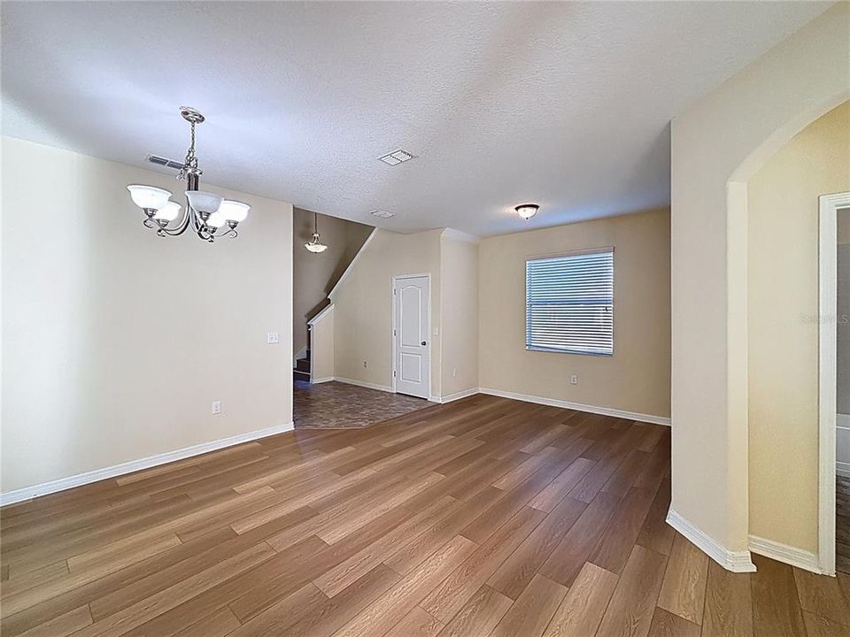 待售: $459,000 (5 贝兹, 3 浴室, 3332 平方英尺)