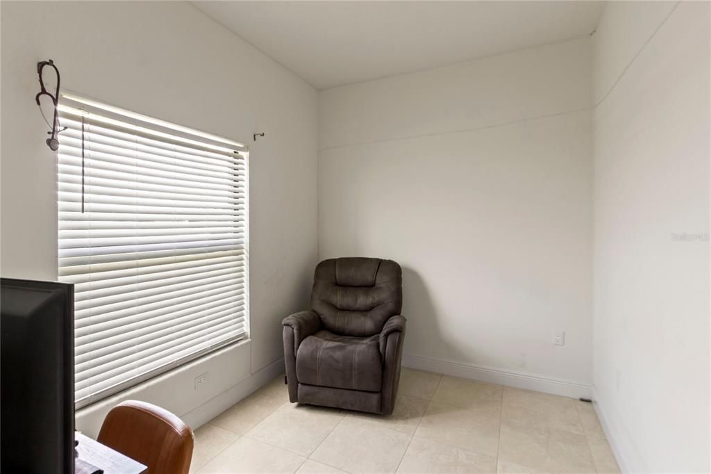 For Sale: $499,900 (3 beds, 2 baths, 1455 Square Feet)