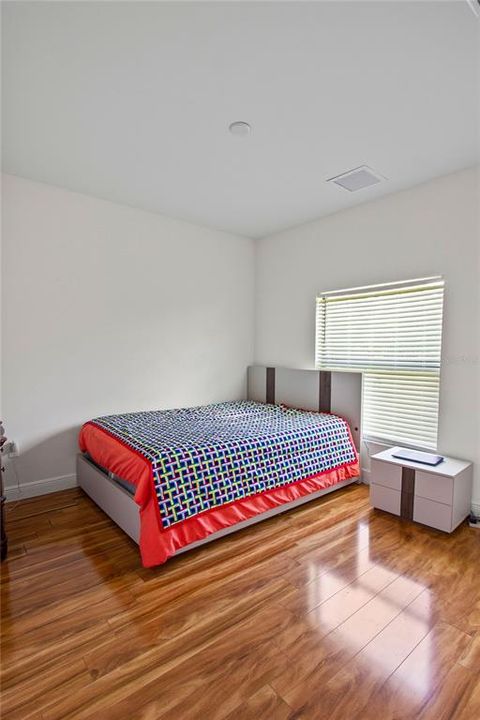 For Sale: $499,900 (3 beds, 2 baths, 1455 Square Feet)