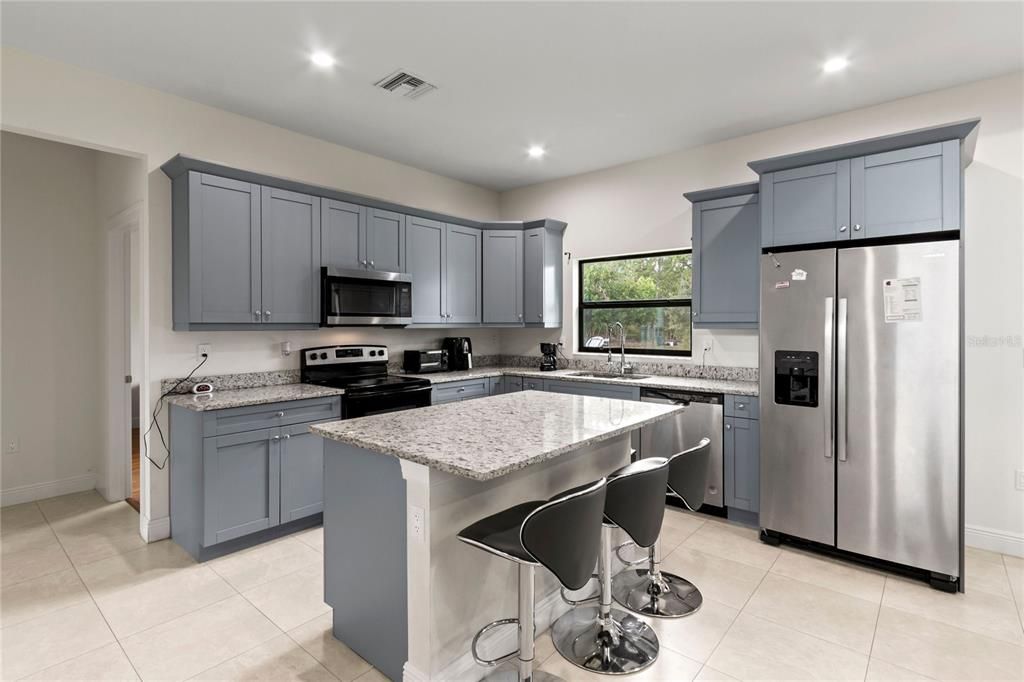 For Sale: $499,900 (3 beds, 2 baths, 1455 Square Feet)