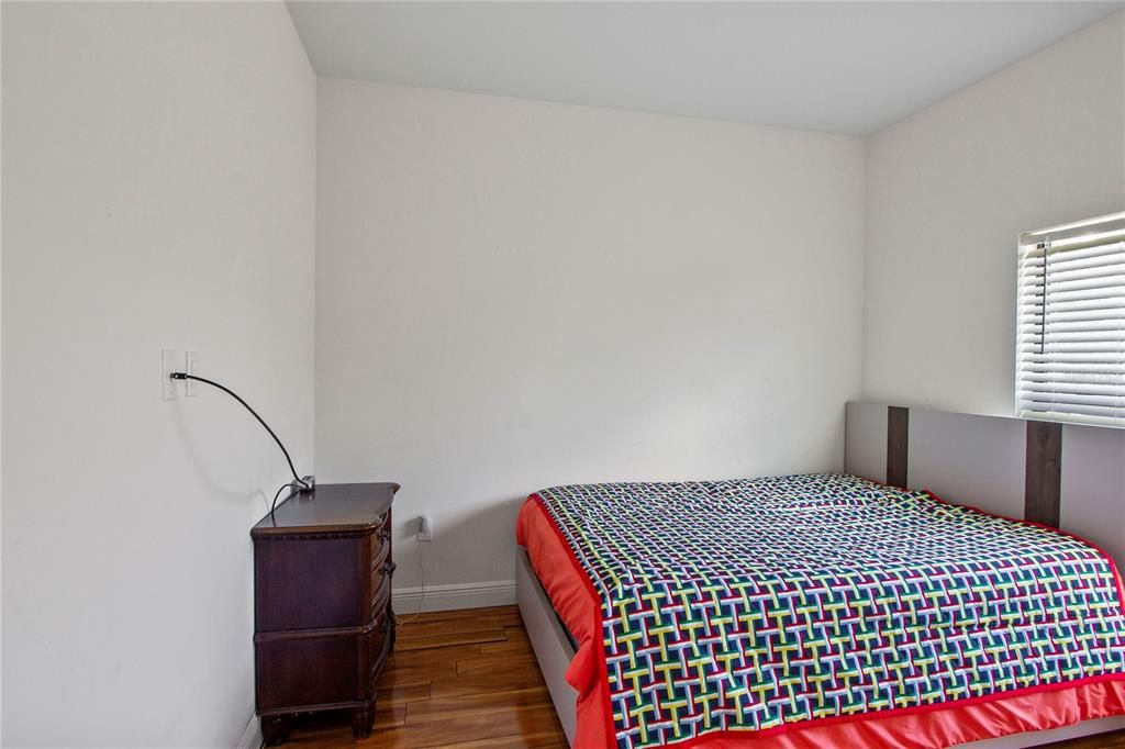 For Sale: $499,900 (3 beds, 2 baths, 1455 Square Feet)