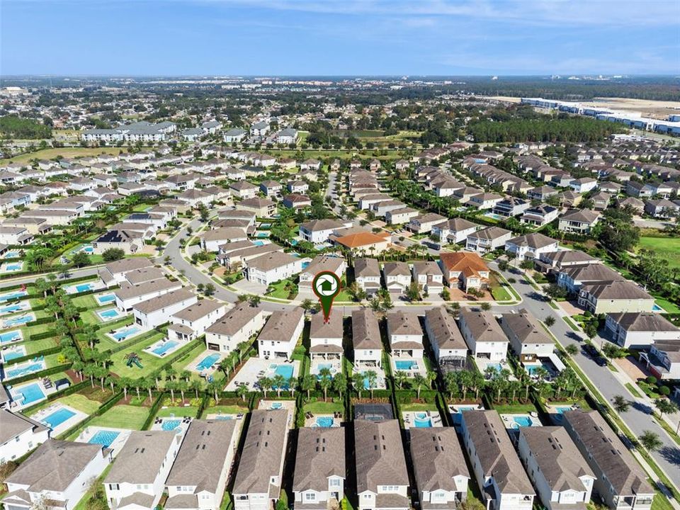 待售: $669,000 (6 贝兹, 6 浴室, 2831 平方英尺)