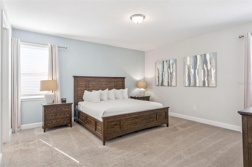 待售: $669,000 (6 贝兹, 6 浴室, 2831 平方英尺)