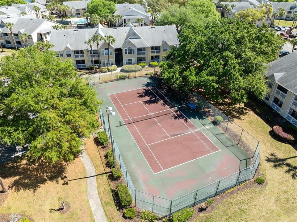 For Sale: $99,900 (2 beds, 2 baths, 934 Square Feet)