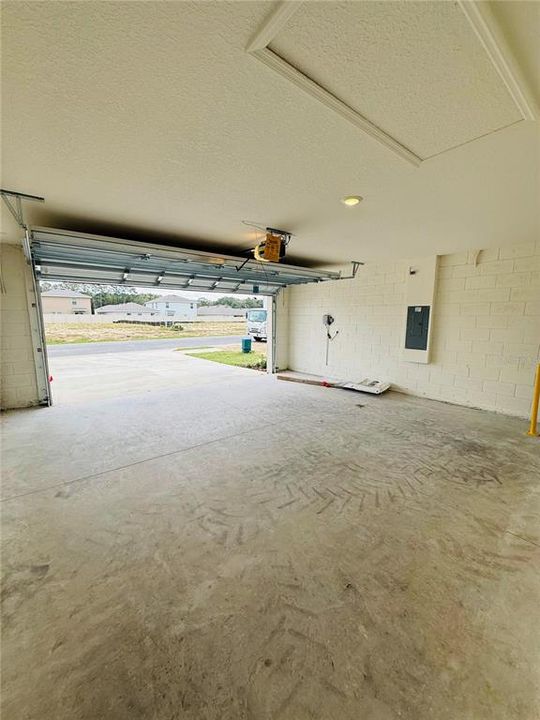 出租: $2,200 (4 贝兹, 2 浴室, 1828 平方英尺)