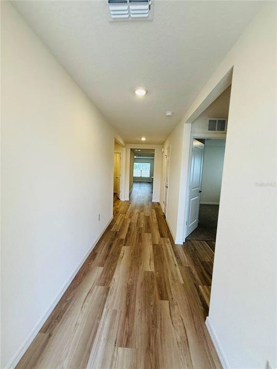 出租: $2,200 (4 贝兹, 2 浴室, 1828 平方英尺)