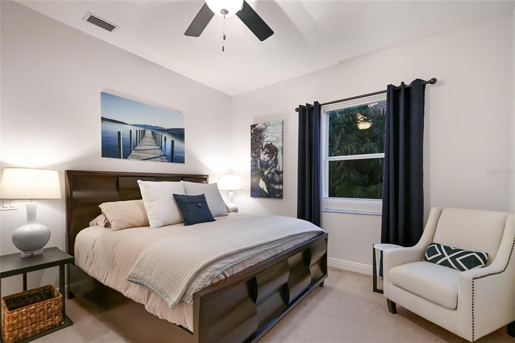 En Venta: $1,250,000 (3 camas, 2 baños, 2557 Pies cuadrados)