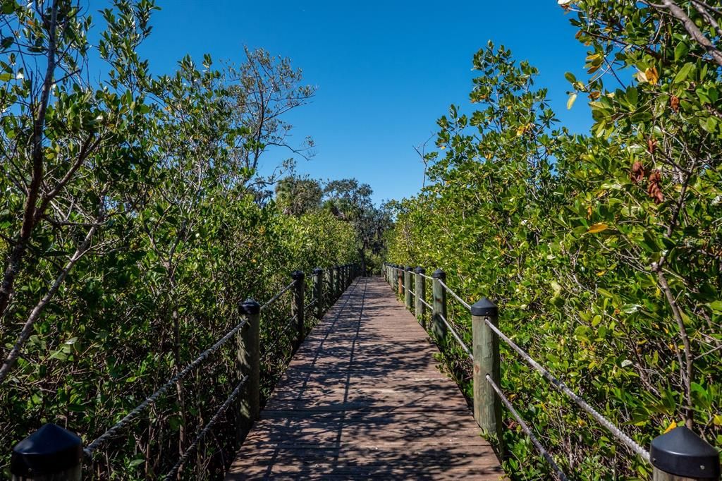 En Venta: $1,250,000 (3 camas, 2 baños, 2557 Pies cuadrados)