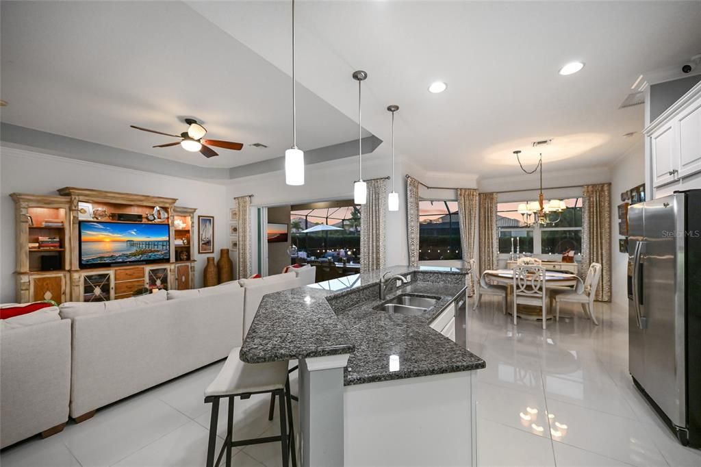 En Venta: $1,250,000 (3 camas, 2 baños, 2557 Pies cuadrados)