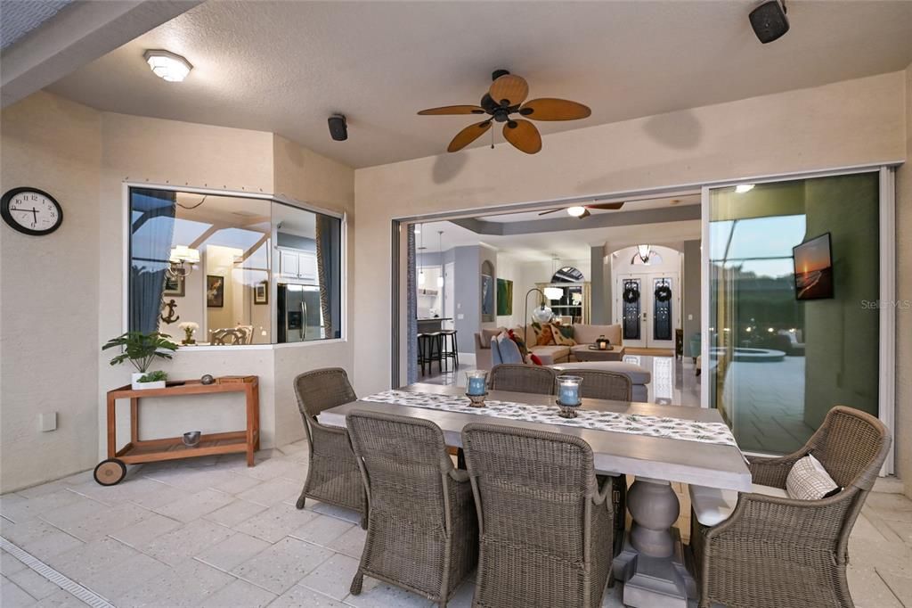 En Venta: $1,250,000 (3 camas, 2 baños, 2557 Pies cuadrados)