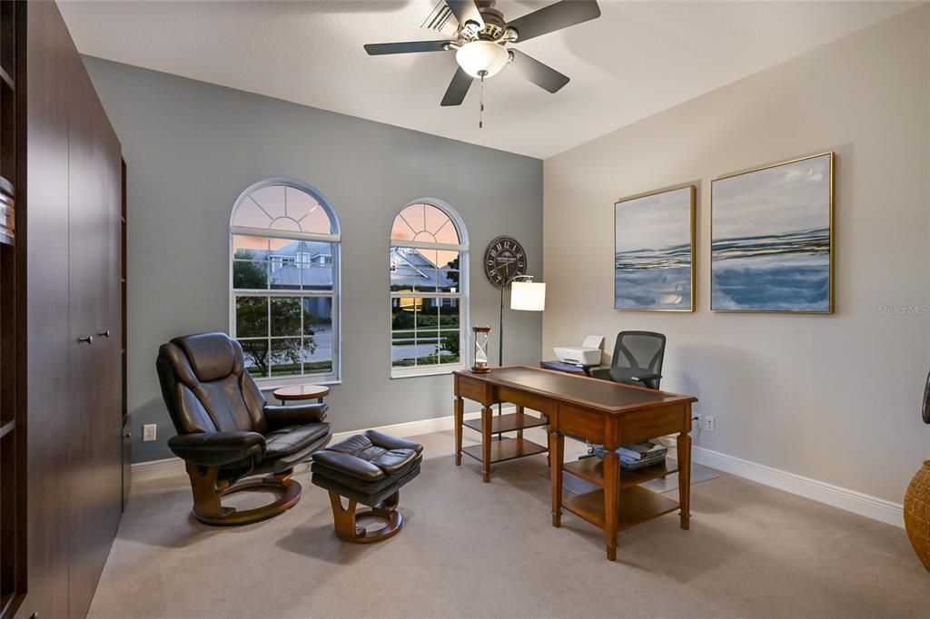 En Venta: $1,250,000 (3 camas, 2 baños, 2557 Pies cuadrados)