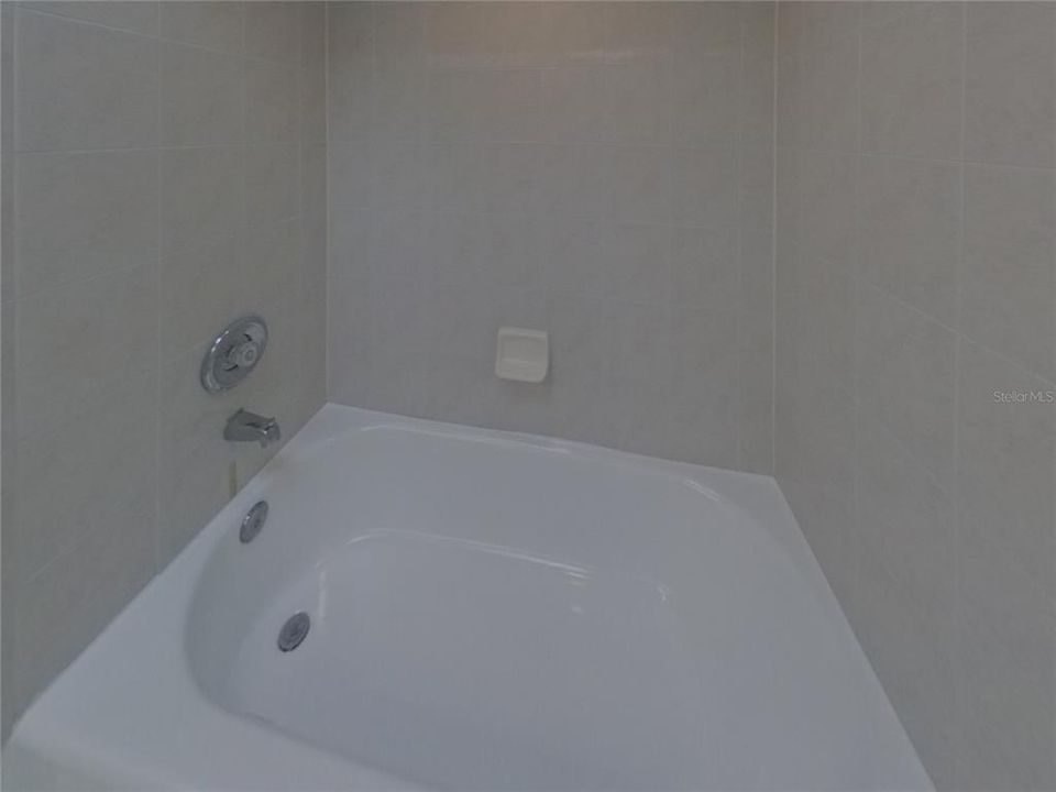 В аренду: $2,799 (4 спален, 2 ванн, 2202 Квадратных фут)