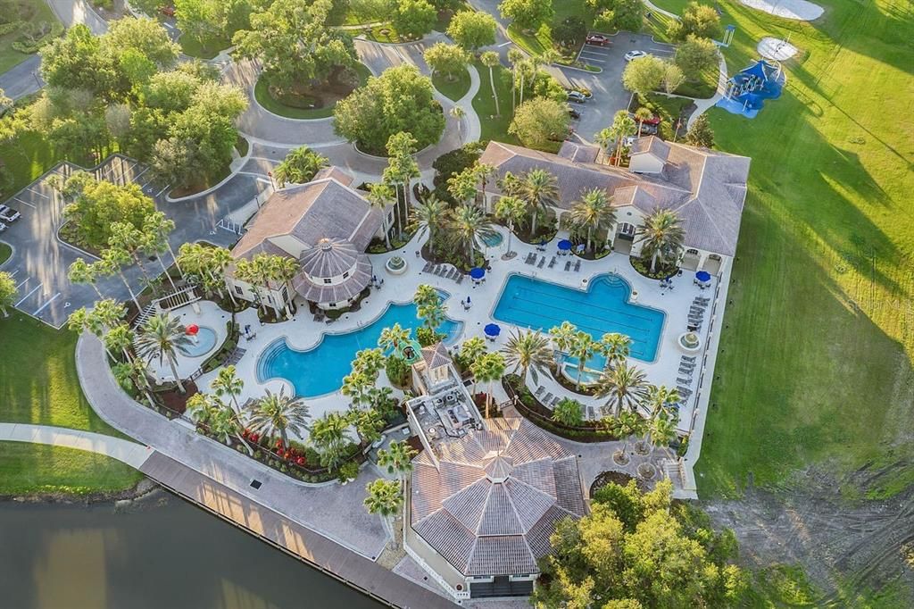 На продажу: $439,900 (4 спален, 3 ванн, 2420 Квадратных фут)