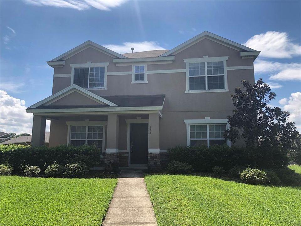 出租: $2,899 (5 贝兹, 2 浴室, 2212 平方英尺)