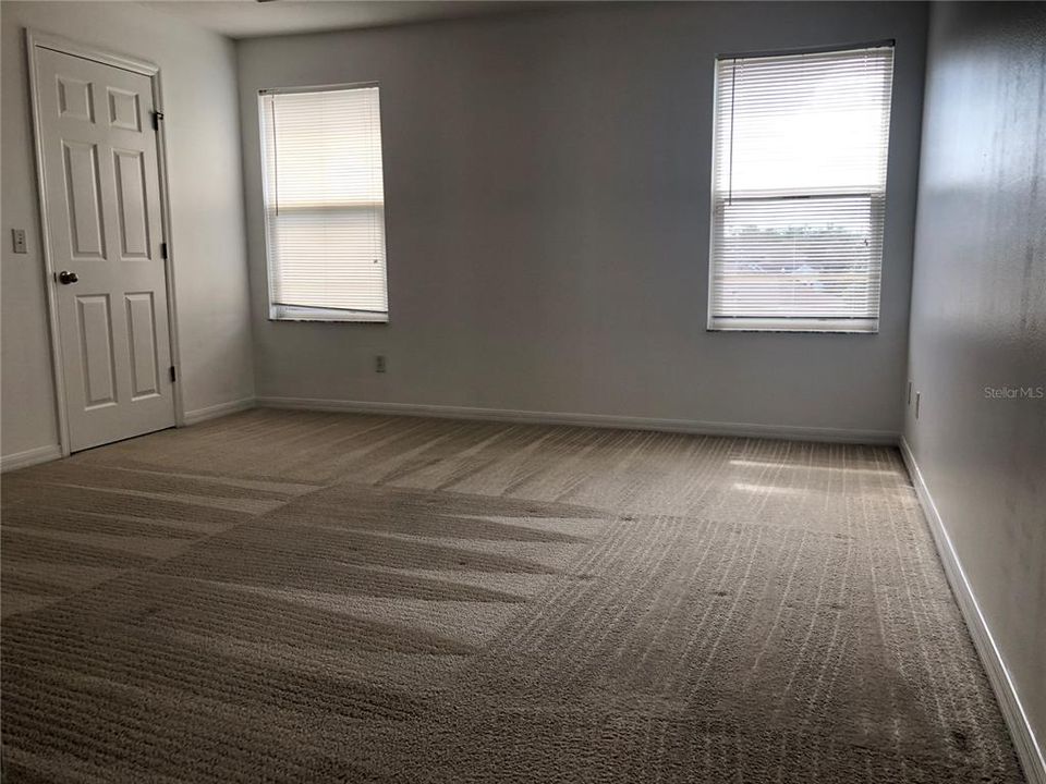 出租: $2,899 (5 贝兹, 2 浴室, 2212 平方英尺)