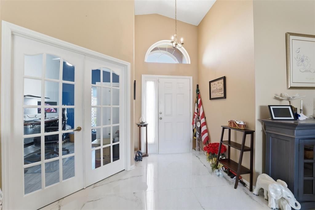 На продажу: $319,900 (2 спален, 2 ванн, 1822 Квадратных фут)