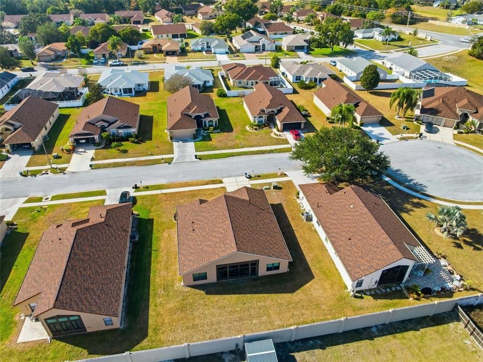 На продажу: $319,900 (2 спален, 2 ванн, 1822 Квадратных фут)