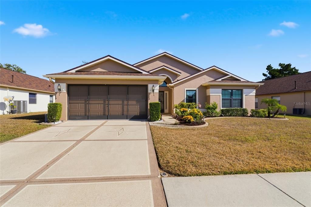 На продажу: $319,900 (2 спален, 2 ванн, 1822 Квадратных фут)