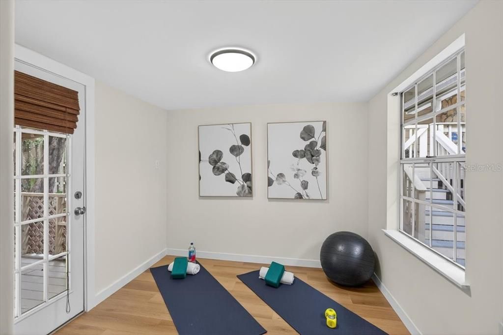 For Sale: $849,000 (4 beds, 3 baths, 2291 Square Feet)