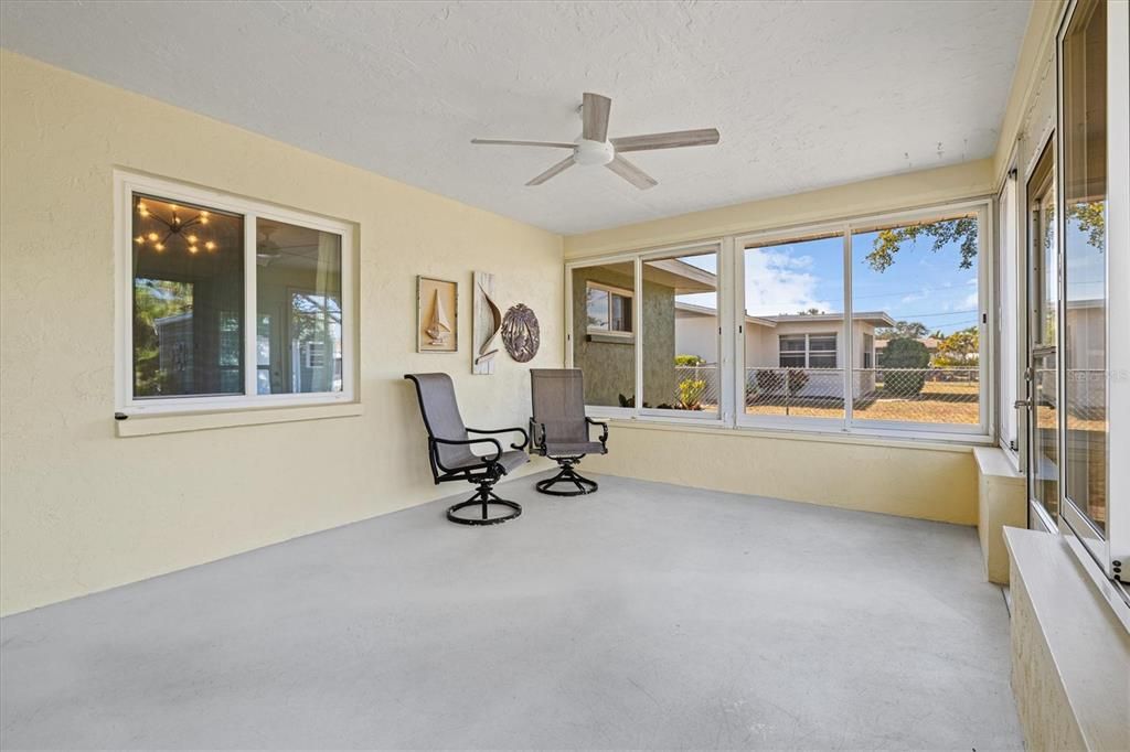 待售: $365,000 (2 贝兹, 2 浴室, 1549 平方英尺)