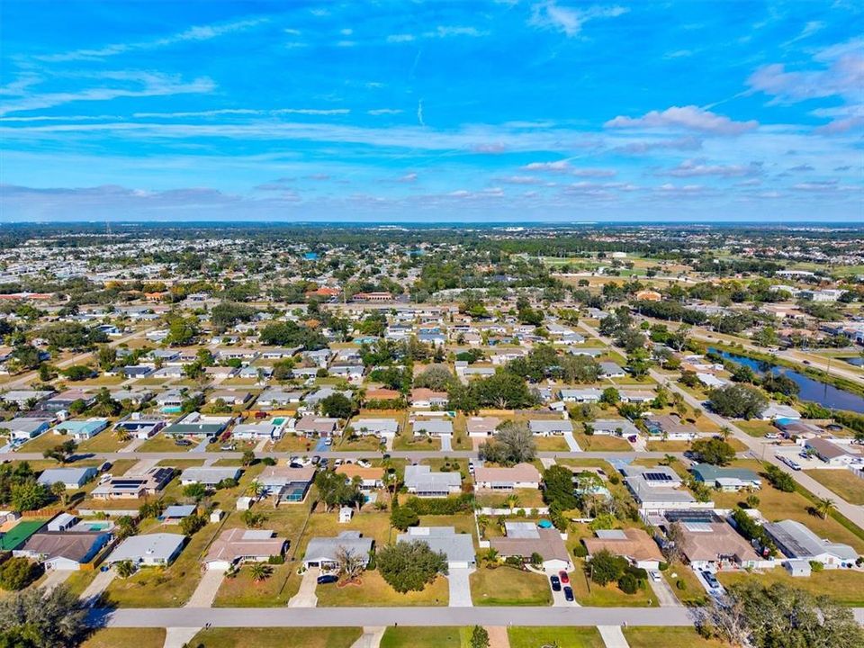 待售: $365,000 (2 贝兹, 2 浴室, 1549 平方英尺)