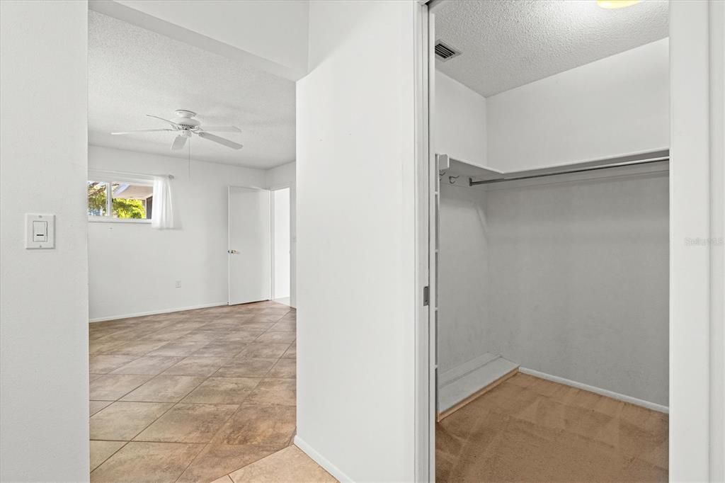 待售: $365,000 (2 贝兹, 2 浴室, 1549 平方英尺)