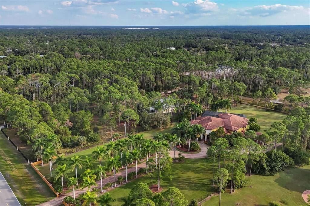 待售: $3,950,000 (6 贝兹, 6 浴室, 8541 平方英尺)