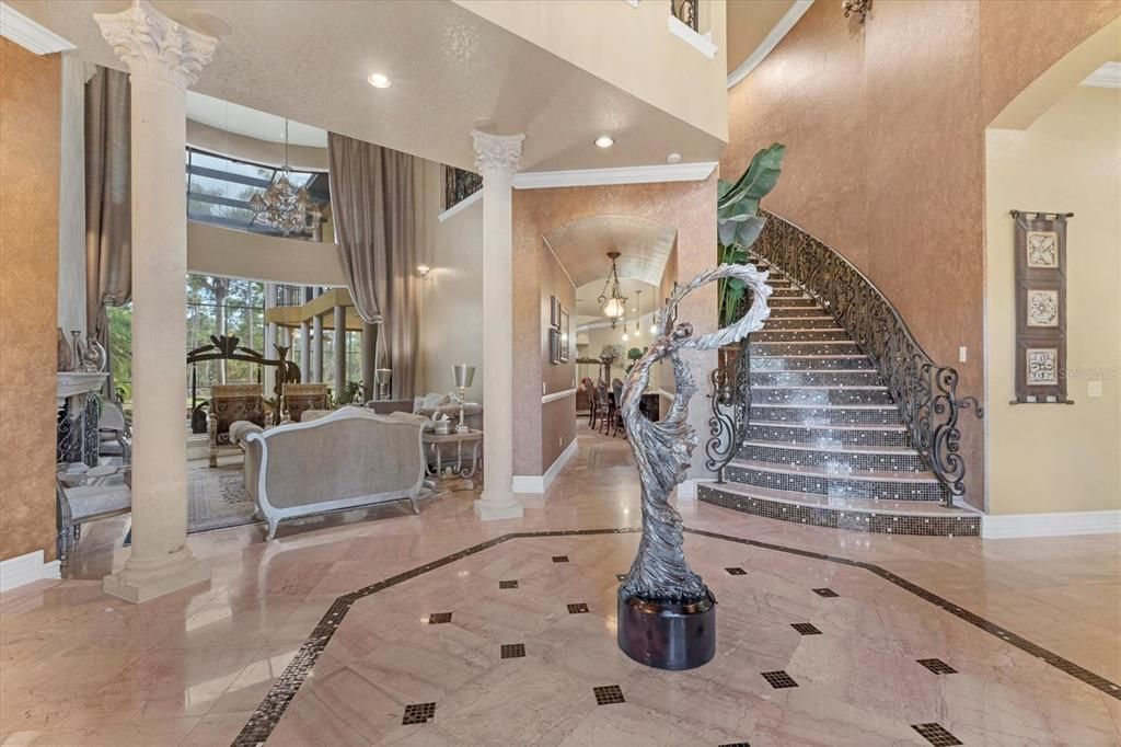 待售: $3,950,000 (6 贝兹, 6 浴室, 8541 平方英尺)