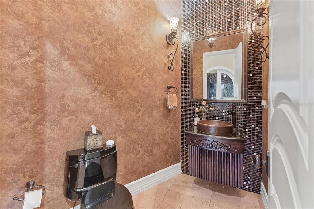 待售: $3,950,000 (6 贝兹, 6 浴室, 8541 平方英尺)