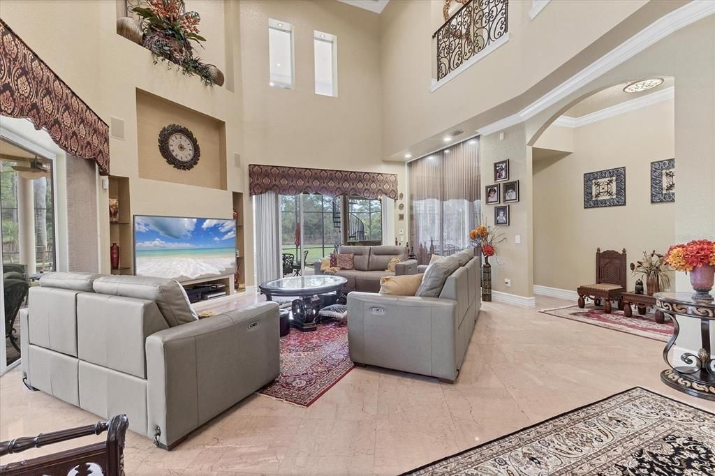 待售: $3,950,000 (6 贝兹, 6 浴室, 8541 平方英尺)