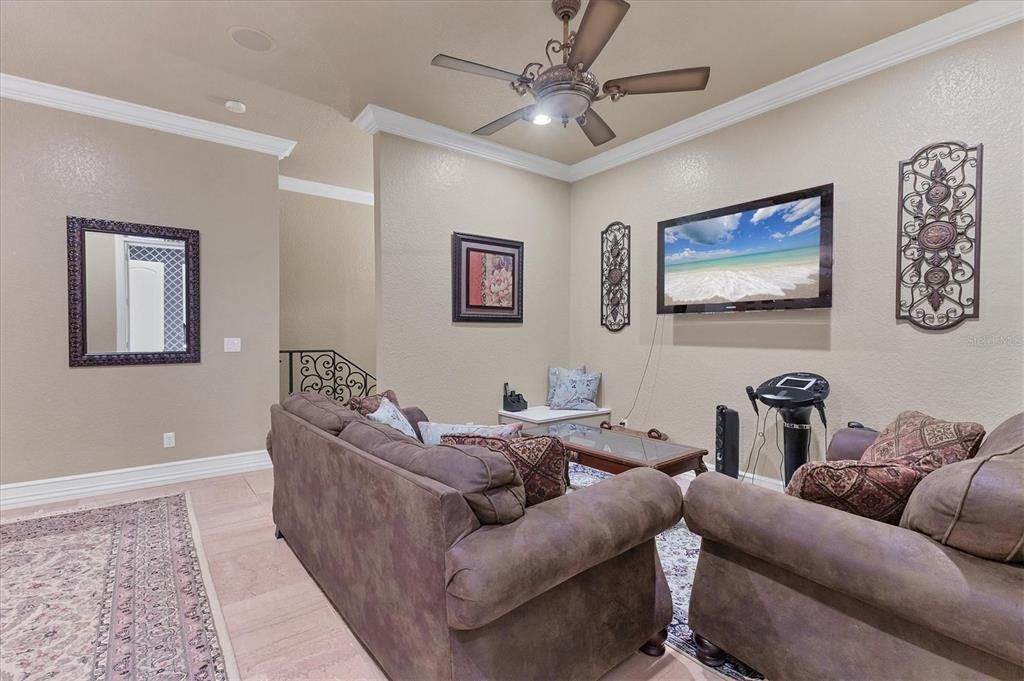 待售: $3,950,000 (6 贝兹, 6 浴室, 8541 平方英尺)