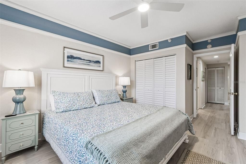 На продажу: $839,000 (2 спален, 2 ванн, 1833 Квадратных фут)