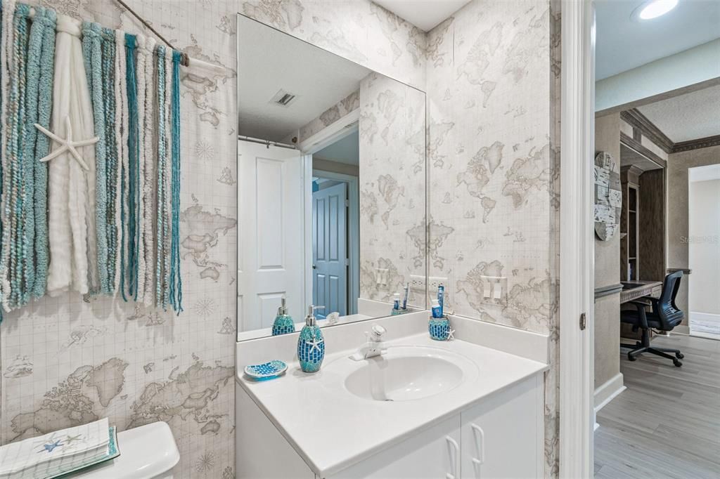 На продажу: $839,000 (2 спален, 2 ванн, 1833 Квадратных фут)