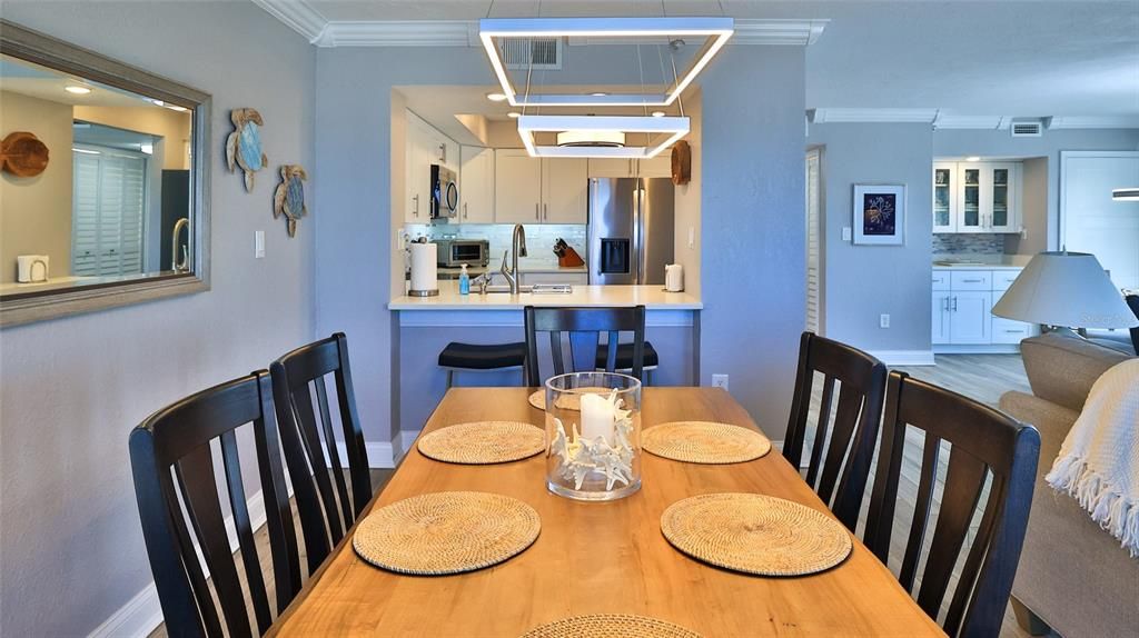 En Venta: $975,000 (3 camas, 2 baños, 1517 Pies cuadrados)