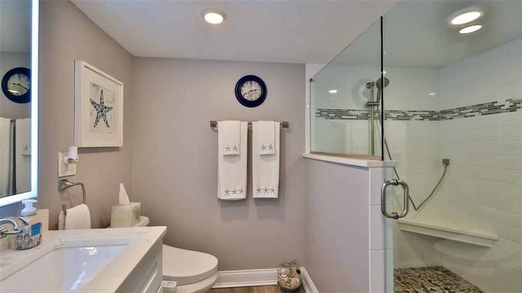 En Venta: $975,000 (3 camas, 2 baños, 1517 Pies cuadrados)