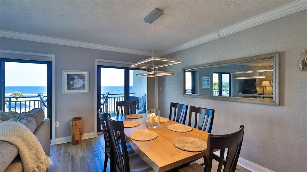 En Venta: $975,000 (3 camas, 2 baños, 1517 Pies cuadrados)