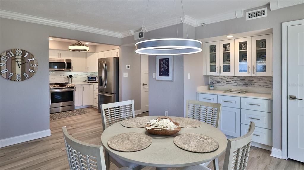 En Venta: $975,000 (3 camas, 2 baños, 1517 Pies cuadrados)