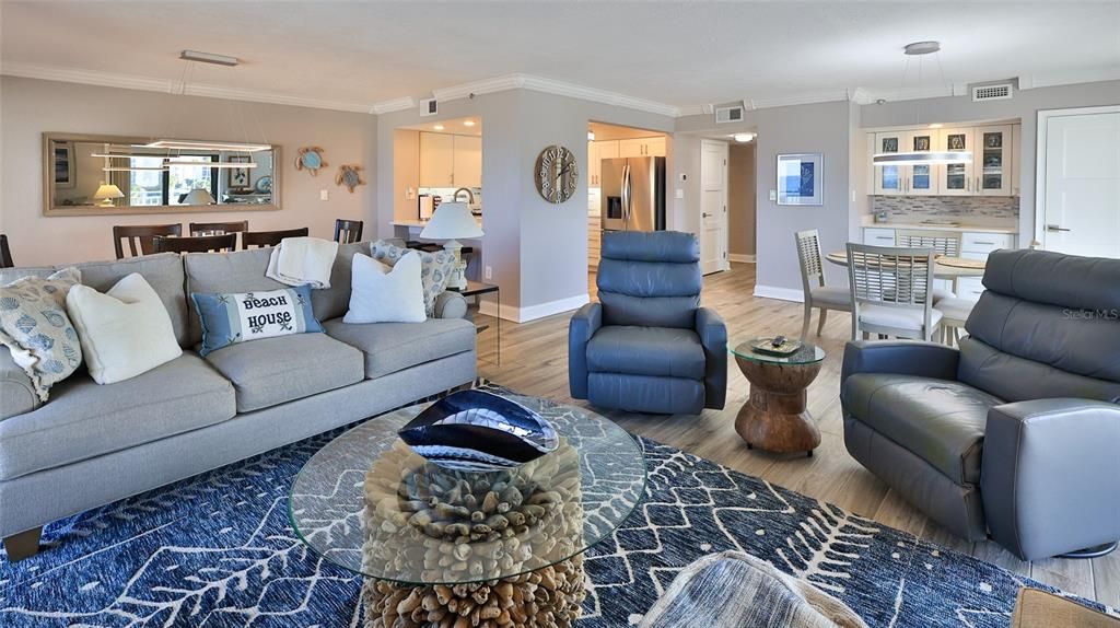 En Venta: $975,000 (3 camas, 2 baños, 1517 Pies cuadrados)