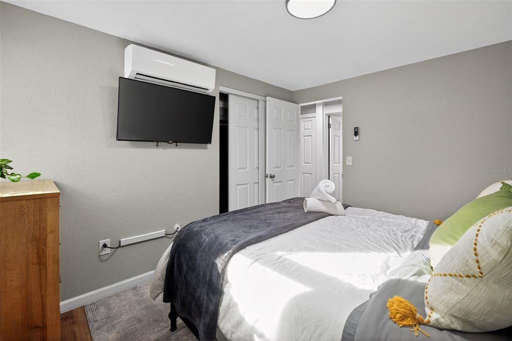 For Rent: $2,500 (3 beds, 3 baths, 1376 Square Feet)