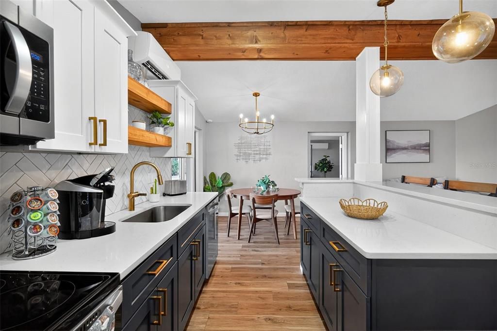 For Rent: $2,500 (3 beds, 3 baths, 1376 Square Feet)