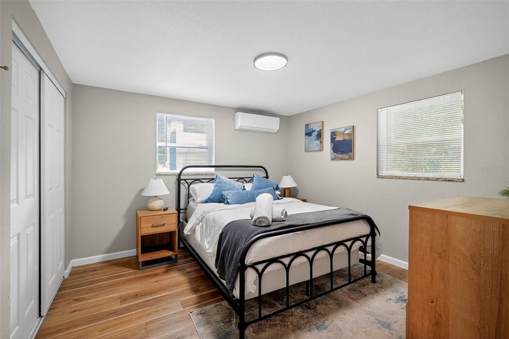 For Rent: $2,500 (3 beds, 3 baths, 1376 Square Feet)