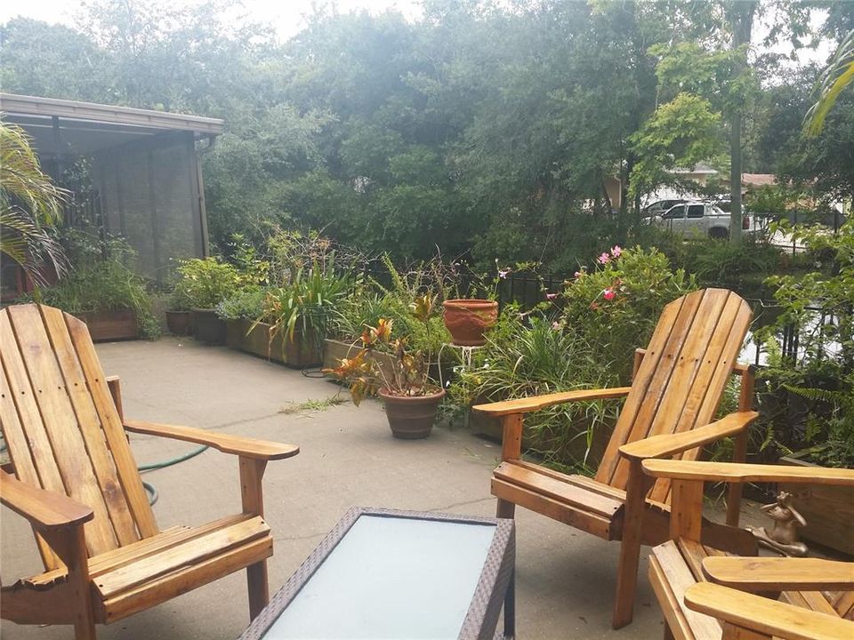 For Sale: $269,900 (2 beds, 2 baths, 1614 Square Feet)