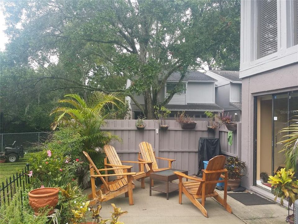 For Sale: $269,900 (2 beds, 2 baths, 1614 Square Feet)