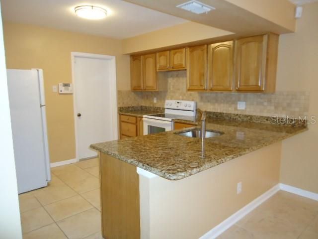 For Sale: $269,900 (2 beds, 2 baths, 1614 Square Feet)