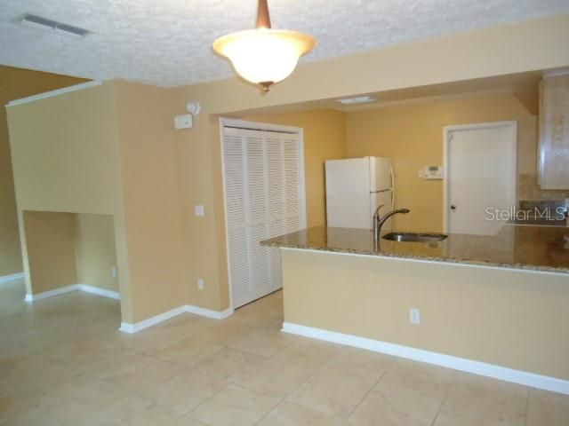 For Sale: $269,900 (2 beds, 2 baths, 1614 Square Feet)