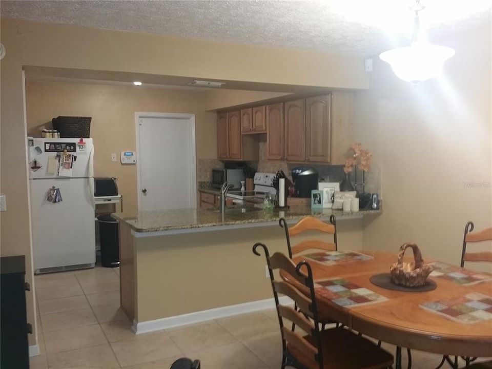 For Sale: $269,900 (2 beds, 2 baths, 1614 Square Feet)