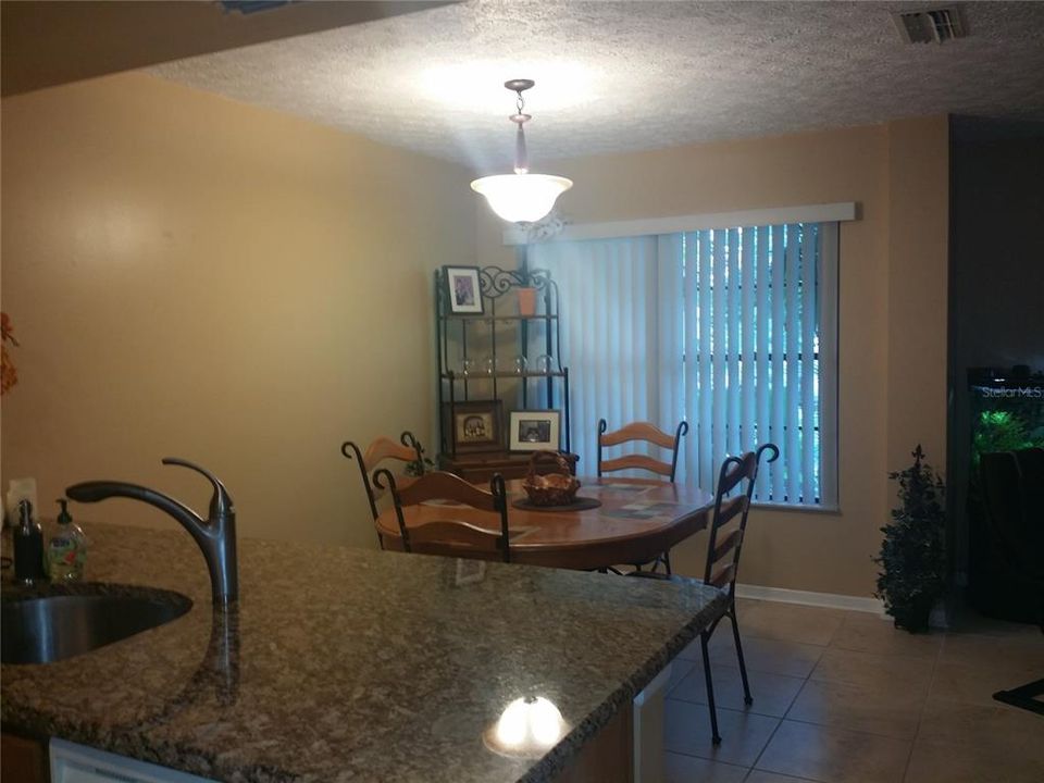 For Sale: $269,900 (2 beds, 2 baths, 1614 Square Feet)