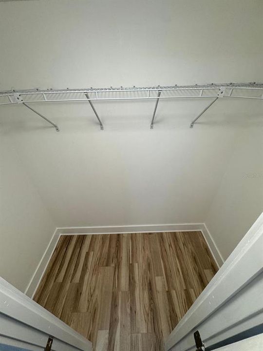 For Sale: $287,000 (3 beds, 2 baths, 1588 Square Feet)