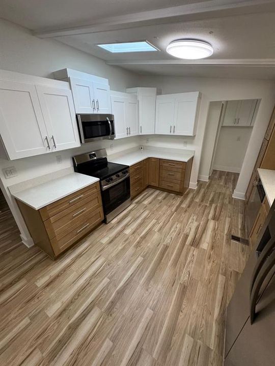 For Sale: $287,000 (3 beds, 2 baths, 1588 Square Feet)