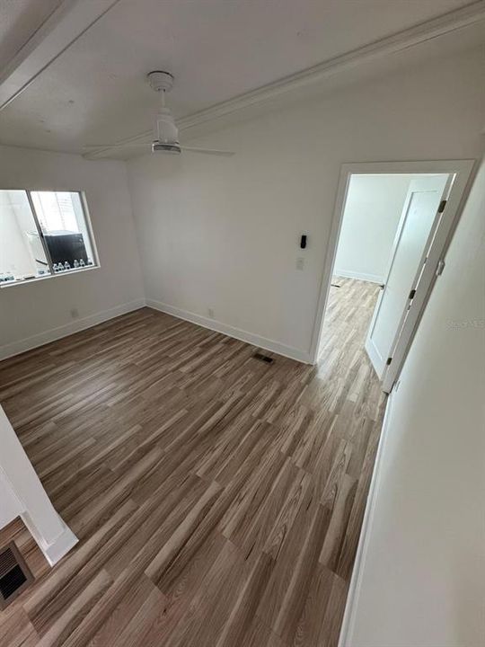 For Sale: $287,000 (3 beds, 2 baths, 1588 Square Feet)